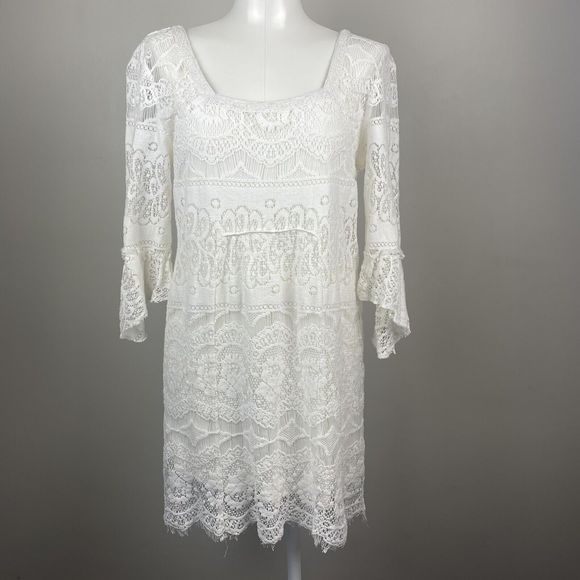 Free People Dresses & Skirts - FREE PEOPLE Medium TEA LACE DRESS IVORY LACEY chic Peasant  distressed mini